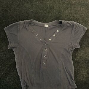 Garage Ribbed Snap-Front Short Sleeve Top in Charcoal gray